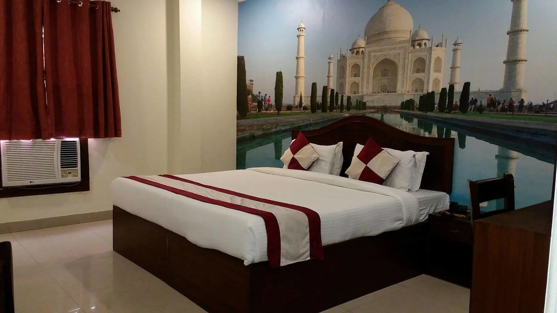 Hotel Taj Heritage, Agra Agra  3*, Agra (Uttar Pradesh) India