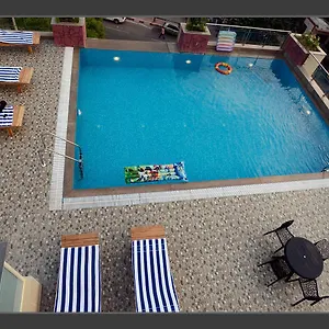 Hotel Atulyaa Taj, Agra (Uttar Pradesh)