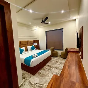 Hotel Majestic Heights, Agra (Uttar Pradesh)