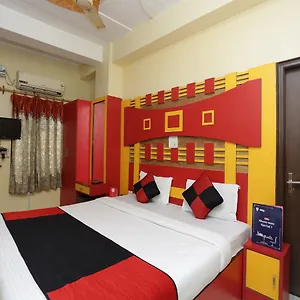 Hotel Oyo 12221 M House, Agra (Uttar Pradesh)